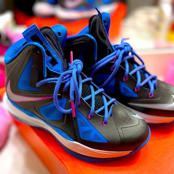 Lebron X Sneakers - Picture 1 of 3